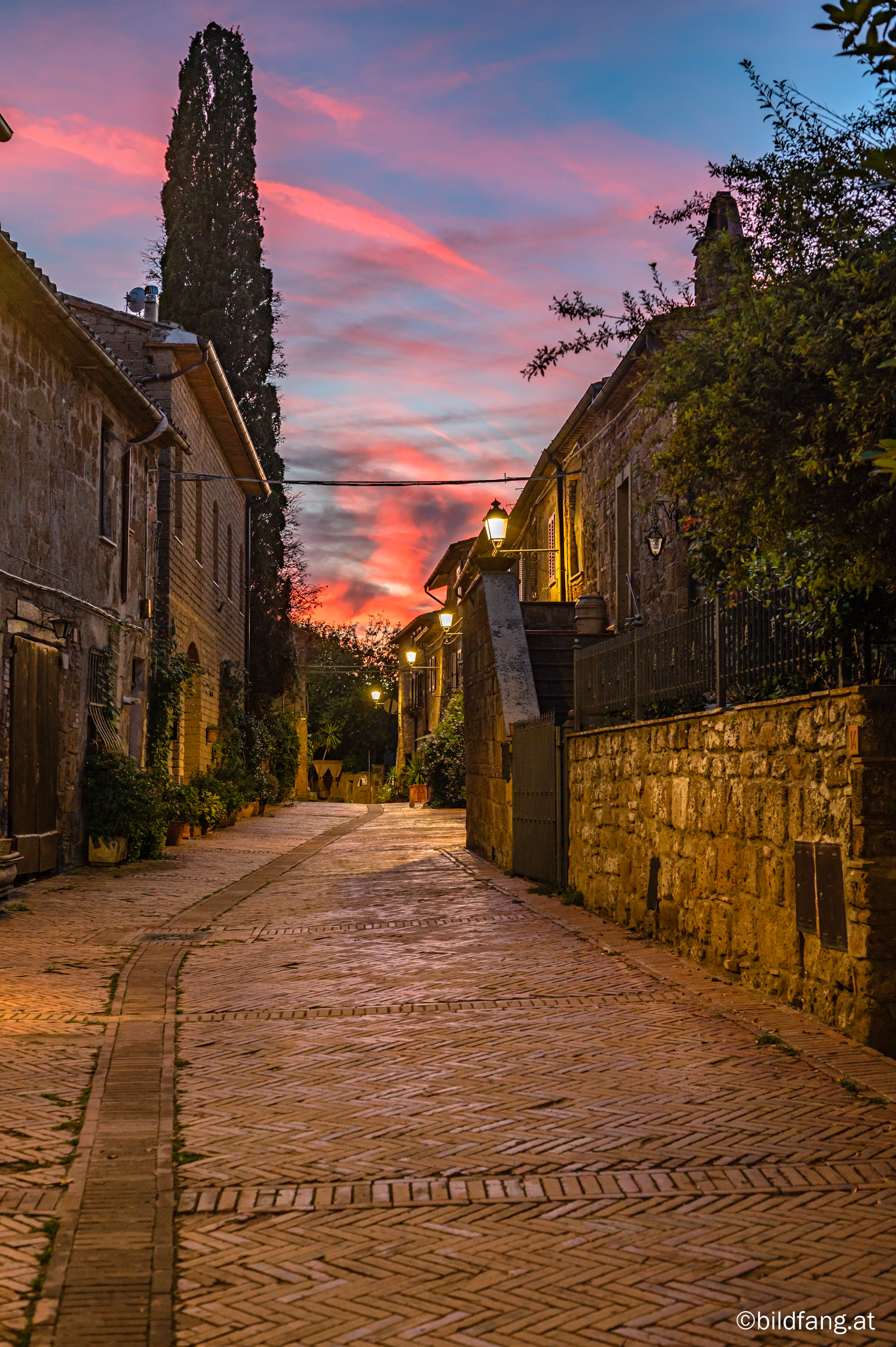 07&nbsp;Via del Duomo - Sovana Südtoskana
